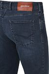 Product / Detail