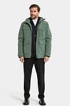 Didriksons Parka Hilding Dark Green Model / Voorkant
