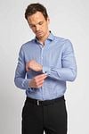 Suitable Shirt Double Cuff Print Blue Model / Voorkant