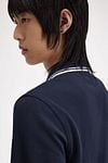 Fred Perry Langarm-Poloshirt Navy 238 Model / Detail