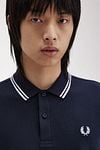 Fred Perry Longsleeve Polo Navy 238 Model / Detail
