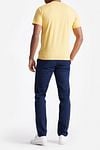 King Essentials The Steve T-Shirt Geel Model / Achterkant