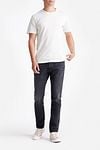 King Essentials The Steve T-Shirt Ecru Model / Voorkant