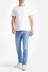 King Essentials The Steve T-Shirt White Model / Voorkant