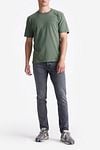 King Essentials The Shawn T-Shirt Olive Green Model / Voorkant