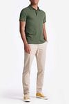 King Essentials The James Poloshirt Groen Model / Voorkant