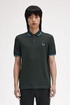 Fred Perry Polo M3600 Dark Green W64 Model / Voorkant