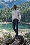 MAC Jeans Arne Pipe Old Legend Wash Blue H662 Model / Voorkant
