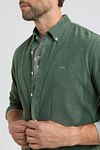 McGregor Shirt Corduroy Sage Green Model / Detail