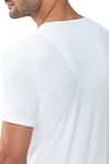 Mey Dry Cotton V-neck T-shirt White Model / Detail