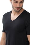 Mey V-neck Dry Cotton T-shirt Black Model / Detail