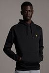 Lyle and Scott Black Hoodie Model / Voorkant