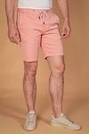 Suitable Ferdinand Short Pink Model / Voorkant with Emiel