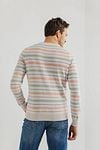 State Of Art Pullover Streif beige Model / Achterkant