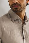 State Of Art Shirt Linen Brown Model / Detail