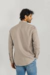 State Of Art Shirt Linen Brown Model / Achterkant