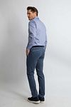 Steppin' Out Chino Northport Indigo Blau Model / Achterkant