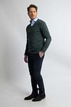 Steppin' Out Pullover Cotton Cashmere V-Neck Dark Green Model / Voorkant