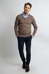 Steppin' Out Pullover Cotton Cashmere V-Neck Taupe Melange Model / Voorkant
