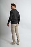 Steppin' Out Pullover Merino Wool Anthracite Model / Voorkant