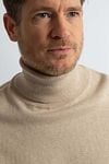 Steppin' Out Rollneck Pullover Cotton Cashmere Ecru Model / Detail