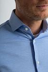 Steppin' Out Shirt Stretch Piqué Light Blue Model / Detail