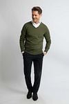 Steppin' Out Trui Cotton Cashmere V-hals Olijfgroen Model / Voorkant