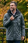 Suitable Baz Jacket Dark Green Model / Voorkant with Bram
