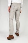 Suitable Chino Locke Grijs Model / Achterkant