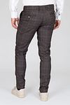 Suitable Chino Pico A Carreaux Marron Model / Achterkant avec Emiel
