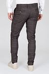 Suitable Chino Pico Ruiten Bruin Model / Achterkant met Emiel