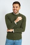 Suitable Lambswool Pullover O-Neck Olive Green Model / Voorkant with Bram