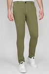Suitable Milton Skinny-Fit Chino Groen Model / Voorkant