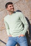 Suitable Respect Pull Oinix Col Rond Vert Clair Model / Sfeerbeeld