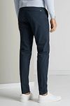 Vanguard Chino V12 Dark Blue Model / Achterkant