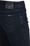 Product / Detail