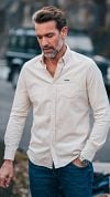 NZA Shirt Omar Fine Corduroy Ecru Model / Voorkant