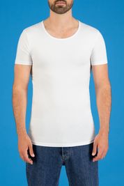 paperback Blauw Bemiddelaar T-shirts lage - brede ronde hals Heren | Gratis bezorgd | Suitable
