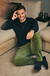 Suitable Chino Plato Corduroy Green