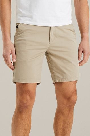 Buy a Vanguard short? Get it tomorrow - Suitable - Suitable
