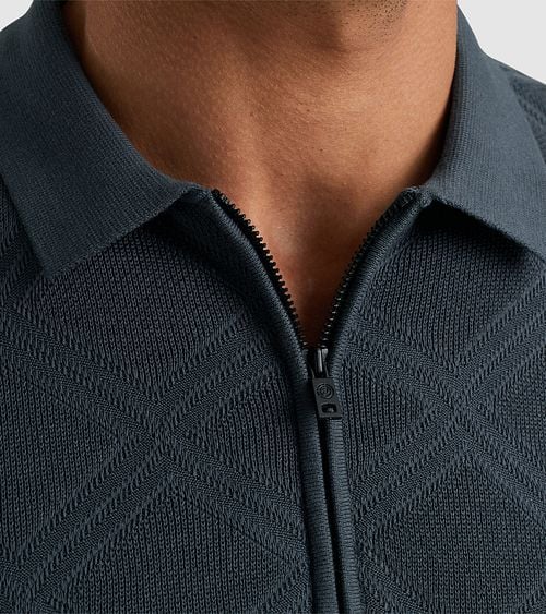 Cast Iron Knitted Half Zip Polo Shirt Structure Blue Model / Detail