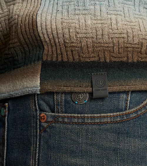 Cast Iron Pullover Streifenmuster Multicolour Model / Detail