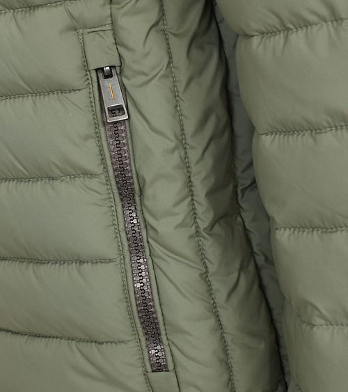 Product / Detail
