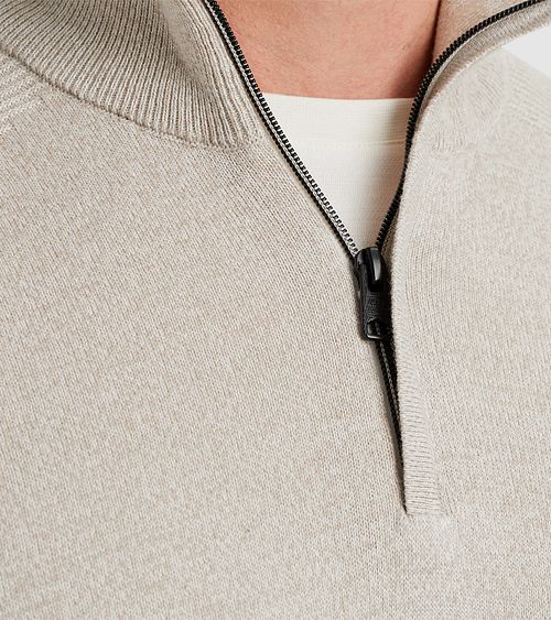 Product / Detail