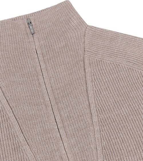 Product / Detail