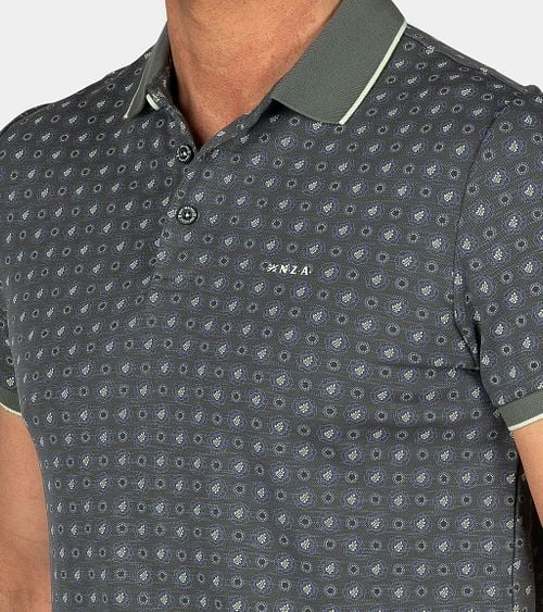 NZA Polo Ari Forest Green Model / Detail