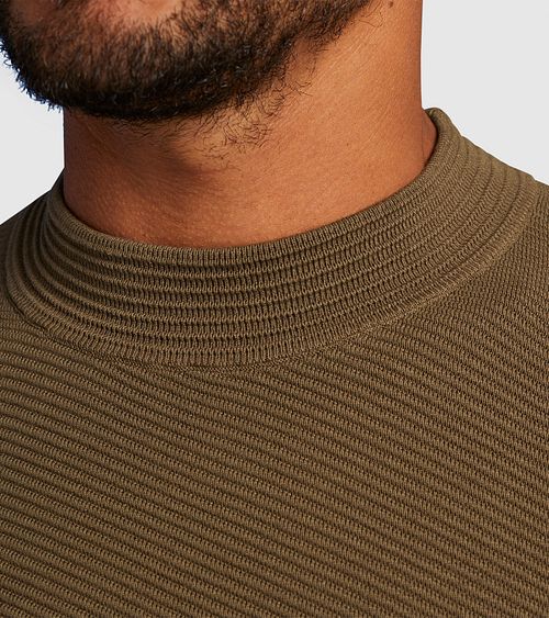 Model / Detail