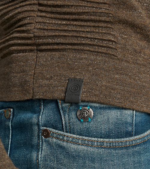 Model / Detail