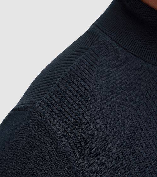 Model / Detail