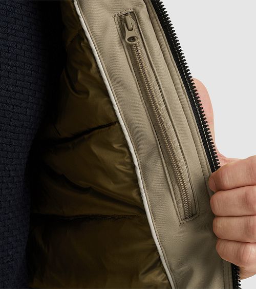 Model / Detail